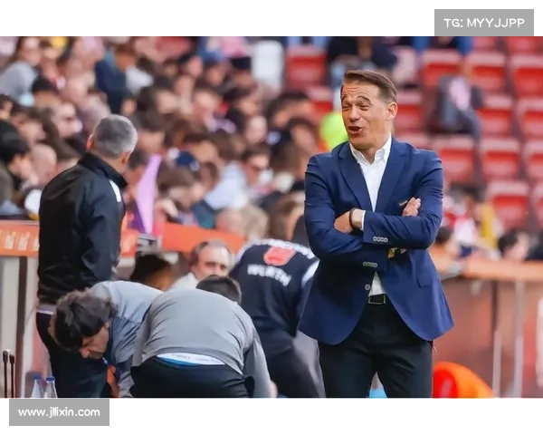 西甲各大球队教练团队深度分析与战术布局探讨