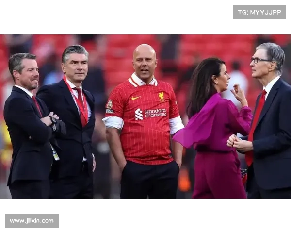 斯洛特无视质疑带领利物浦夺冠 夏窗豪购为新赛季奠定核心布局 斯洛特无视质疑带领利物浦夺冠 夏窗豪购为新赛季奠定核心布局